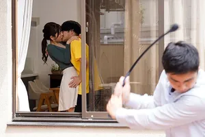 Gã chồng nhu nhược để thằng bạn thân chịch người vợ mình
